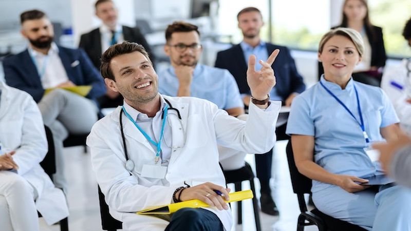 ورکشاپ‌های آموزشی
